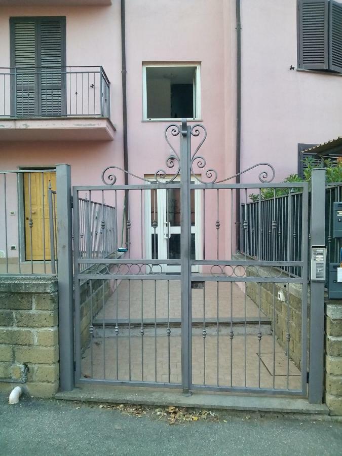 Appartamento A Marta Nel Lago Di Bolsena Екстериор снимка